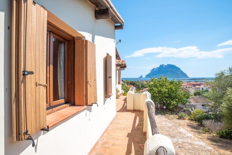 Splendida Vista su Tavolara a Porto San Paolo - Lussuosa Casa