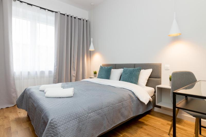 Цены на Jerozolimskie Central View Apartment в Варшаве