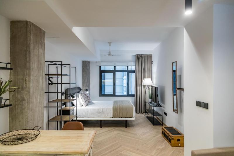 Goerlich by Alma Suites — отель с удобным расположением в Валенсии