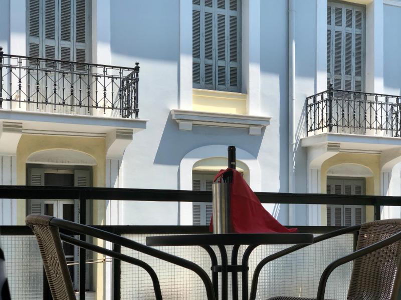 Athenaeum Acropolis Residence 1min to Museum — отель с удобным расположением в Афины
