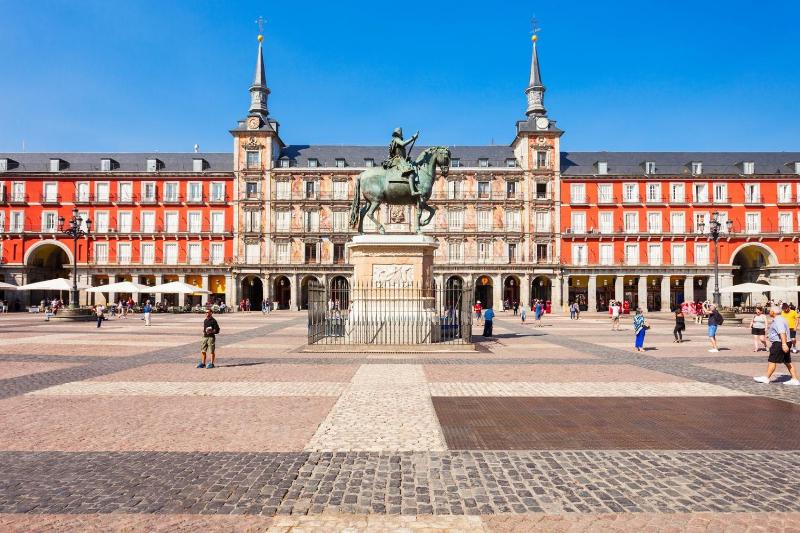 Oliver Suite Plaza Mayor — забронировать отель в Мадриде