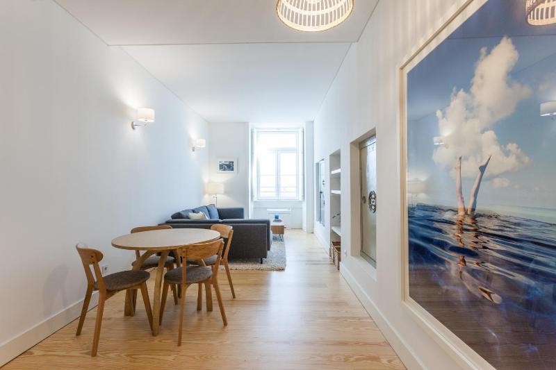 FLH Downtown Aqua Apartment — отель в Лиссабоне, Португалия