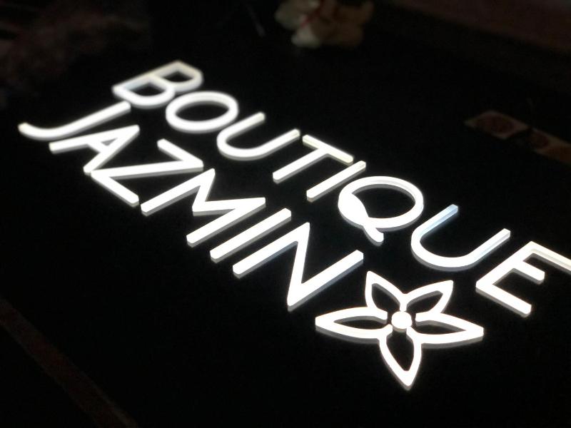 Boutique Jazmin — отель с удобствами в Аликанте