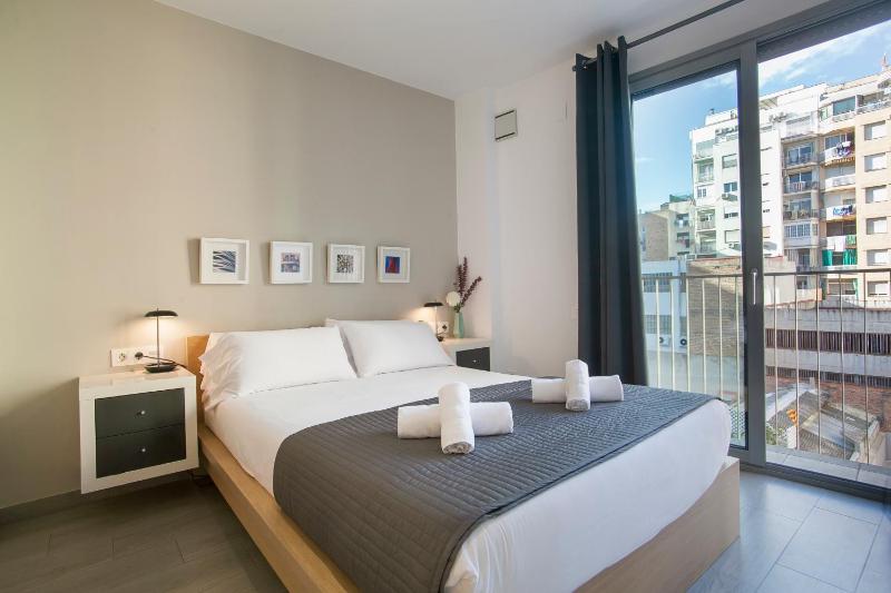BBarcelona Gaudi Flats — отель с удобным расположением в Барселоне