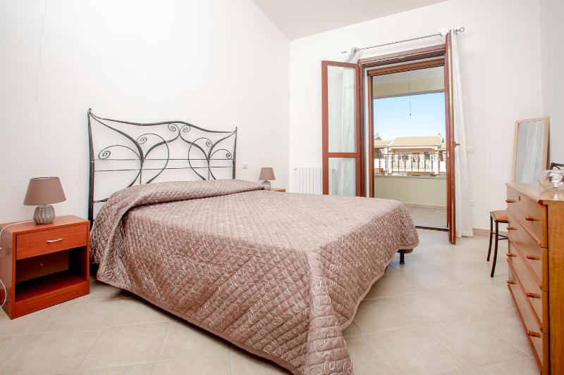 Casa Angela a Santa Teresa: Accogliente Appartamento Centro