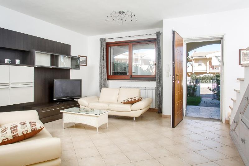 Casa Angela a Santa Teresa: Accogliente Appartamento Centro