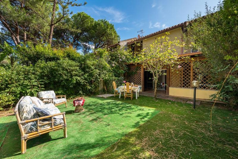 Una pineta sul mare a Pula - Splendida villa con piscina