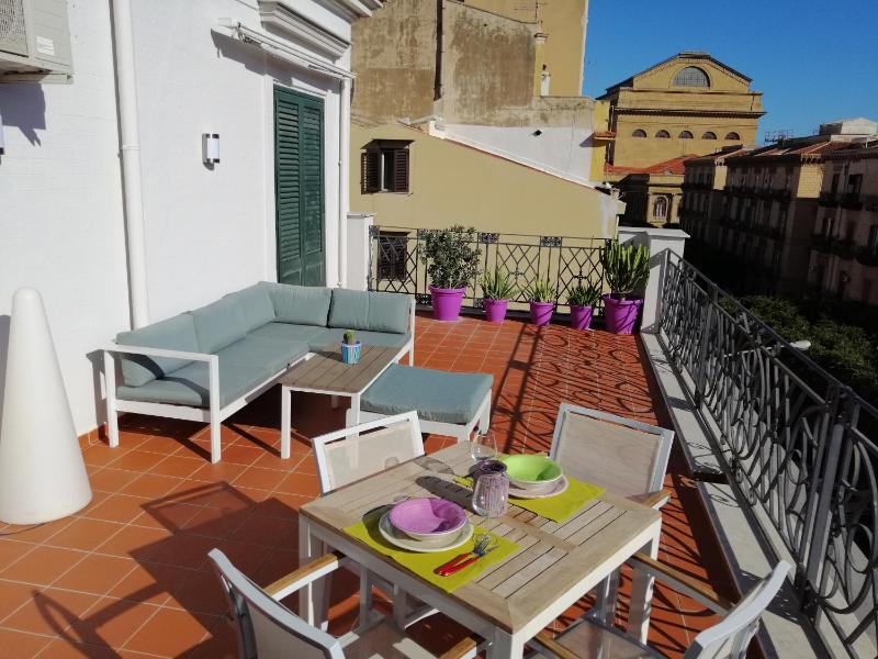 Terrazza Massimo — забронировать отель в Палермо