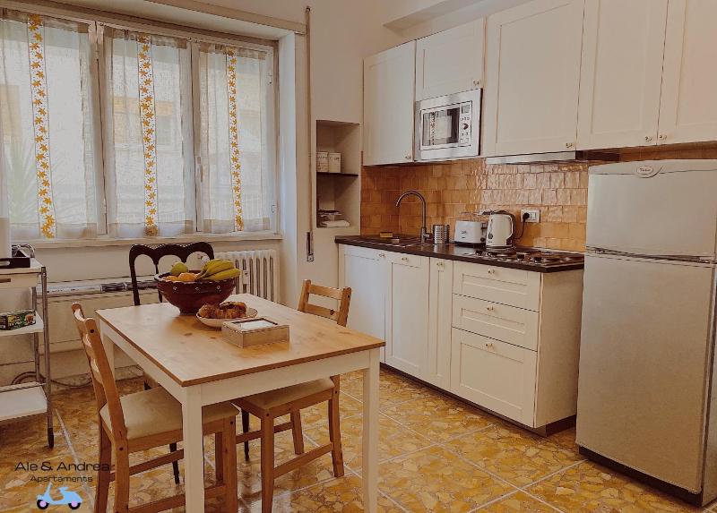 Ale&Andrea Apartments — отель в Риме, Италия
