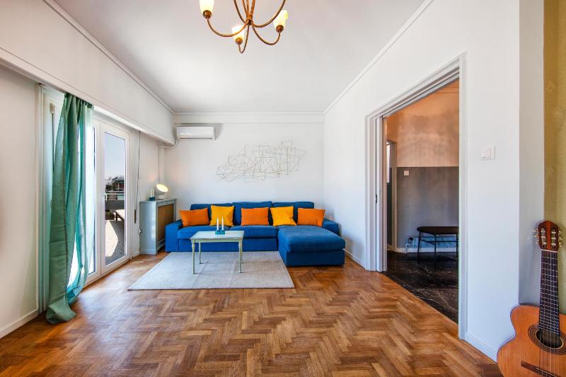 Amazing Penthouse in Athens city center — отель с удобным расположением в Афины
