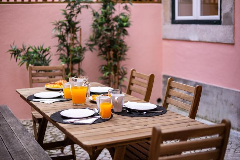 Cozy Tailor Made With a Refreshing Terrace — отзывы гостей и цены