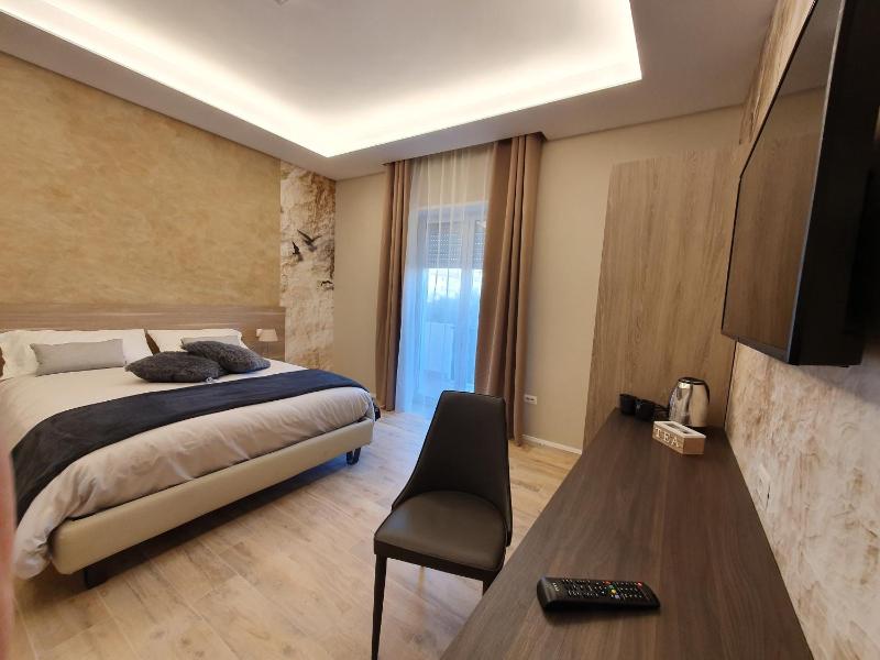 Interno 6 via Cugia a Cagliari - Camere familiari centrali