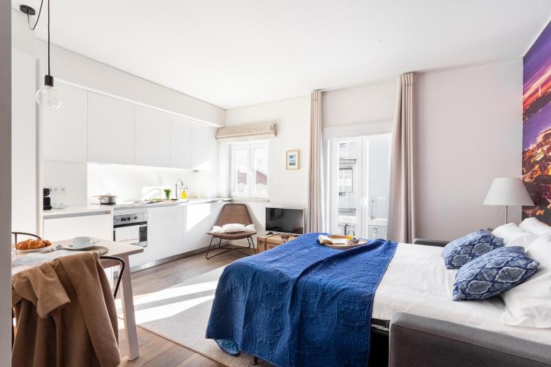 ALTIDO Chic studio in Principe Real, nearby Botanical Garden of Lisbon — отель с удобным расположением в Лиссабоне