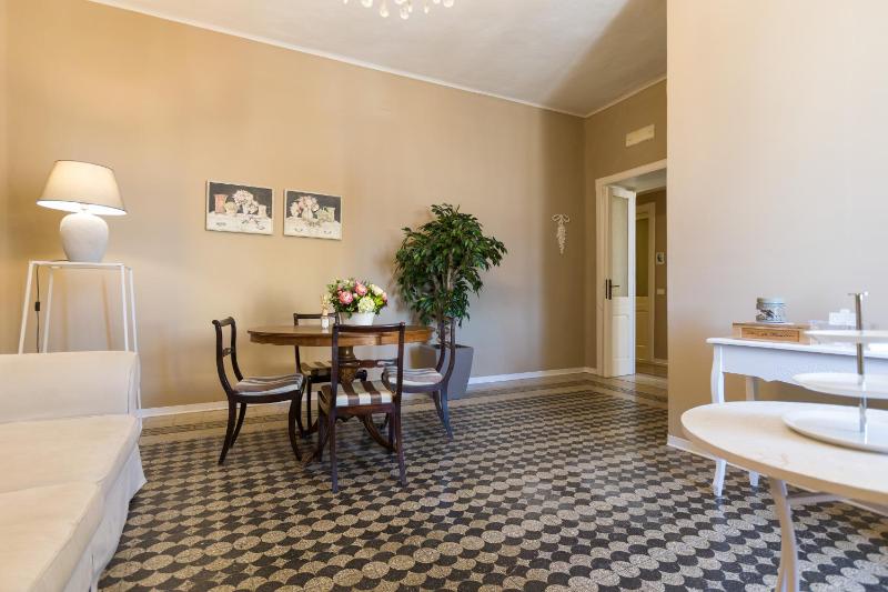 BluLassù a Cagliari - Camere eleganti in centro