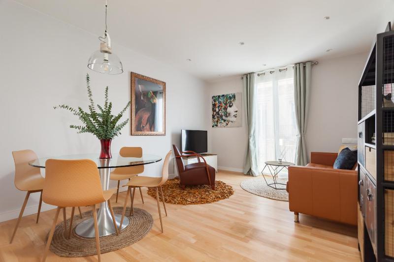 Art House Paral-lel Sant Antoni — отель с удобным расположением в Барселоне