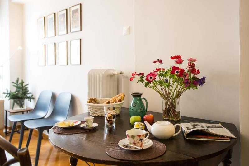 Цены на Acropolis Now! 2BR in central Athens в Афины