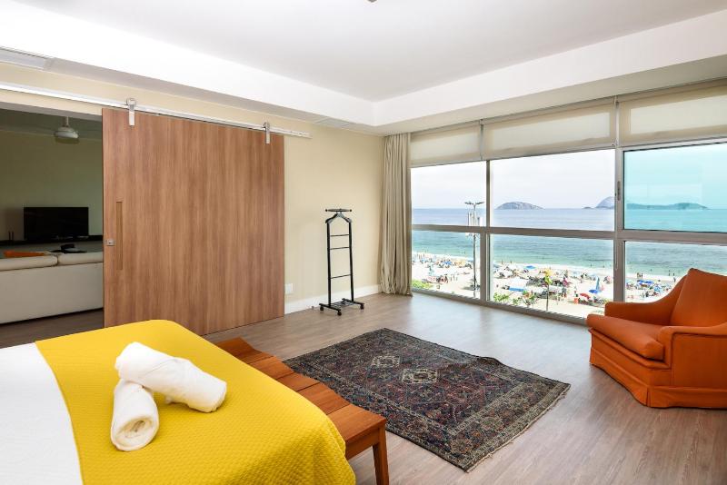 Цены на Vista para o mar em Ipanema - VS401 Z1 в Рио
