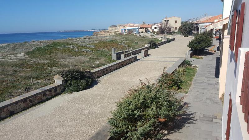 Casa Dancardi 2 a Càbras - Oasi Fronte Spiaggia