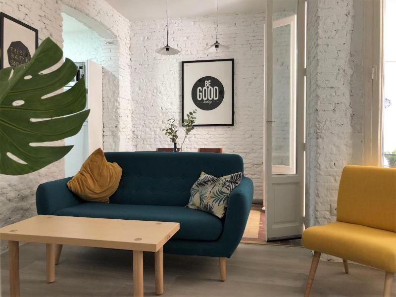 Цены на Vintage Design Flat in Madrid center в Мадриде