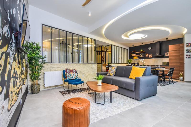 Spacious apartment - 4BR-10P - Butte-aux-Cailles — отель в Париже, Франция