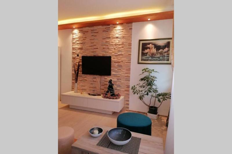 Oasis felix apartment — комфортный отель в Белграде
