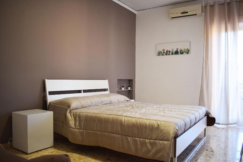 Home Naples — отзывы гостей и цены