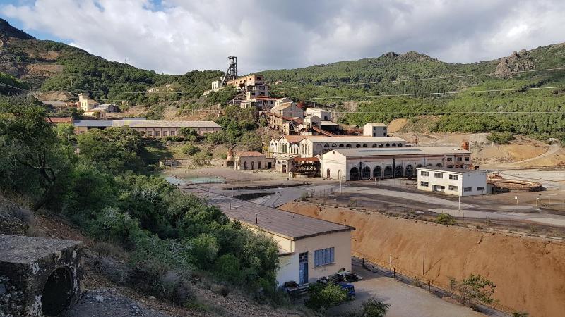 B&B al civico16 a Guspini - Accogliente oasi con giardino