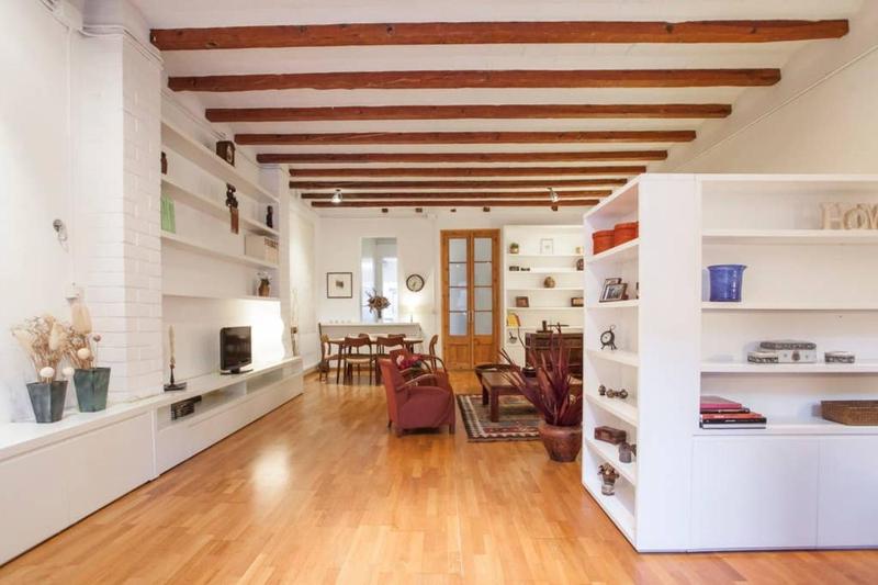 Цены на Luxury Apartment Park Guell в Барселоне