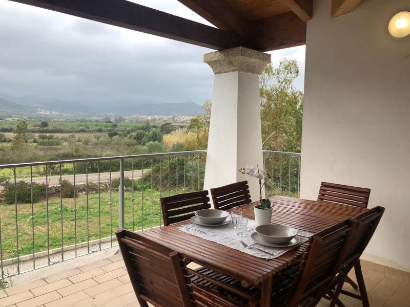 Trilocale con Terrazza a Budoni - Spazioso appartamento