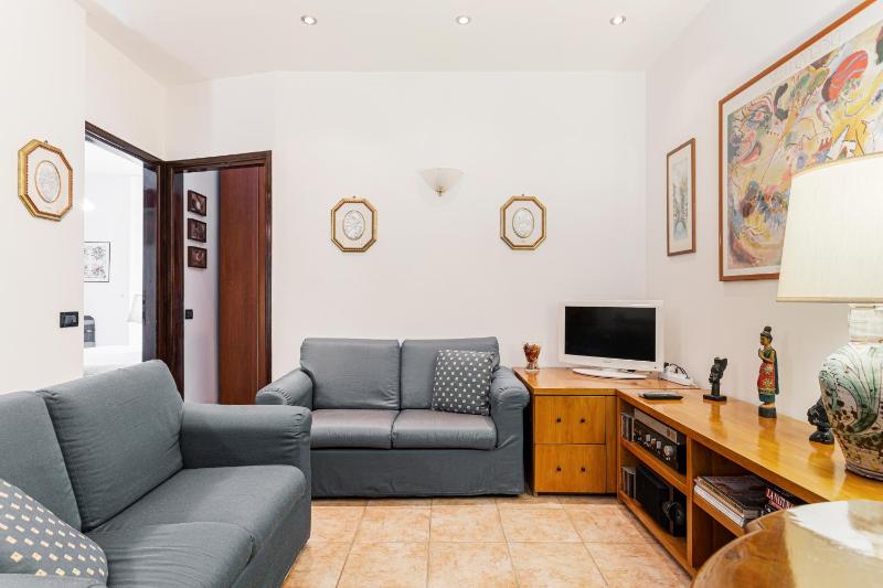 Цены на Your cozy home in Milan - Via Rovereto в Милане