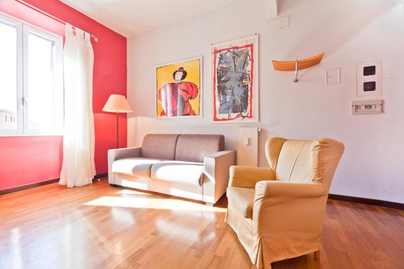 Porta Portese Colorful Flat — забронировать отель в Риме