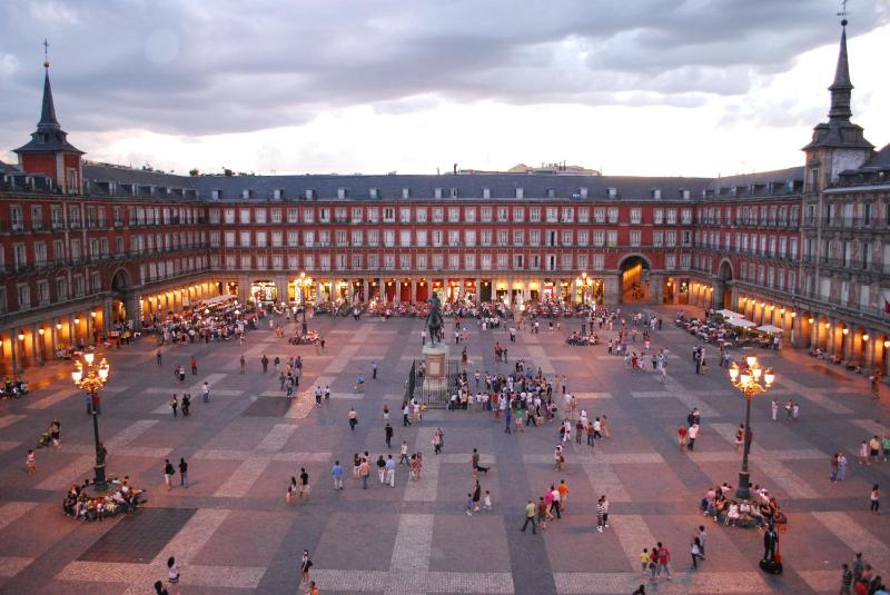 Nuevo Elegante piso Vintage en plena Plaza Mayor — отель в Мадриде, Испания