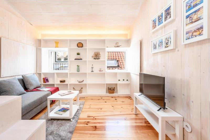 GuestReady - Beco do Garces Apartment — отель с удобствами в Лиссабоне