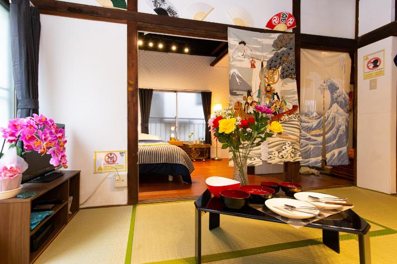 Tokyo House — отель в Токио, Япония