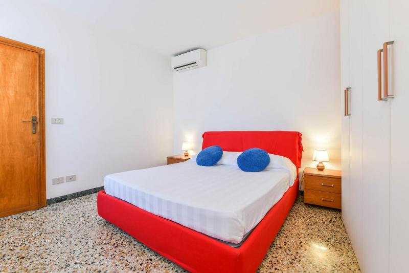 Цены на Mascareta, central apartment в Венеции