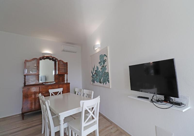 Minima a La Maddalena - Confortevole casa vacanze con WiFi