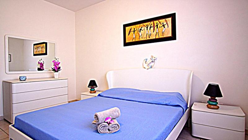 Francy House a Porto Torres - Accogliente Casa con Patio