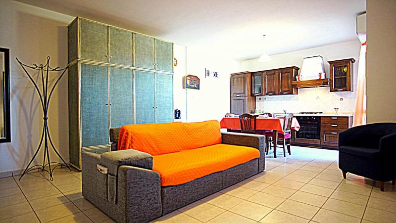 Francy House a Porto Torres - Accogliente Casa con Patio