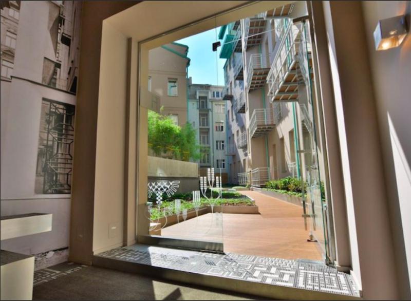 EXCLUSIVE apartment + BEST located — отель с удобным расположением в Праге