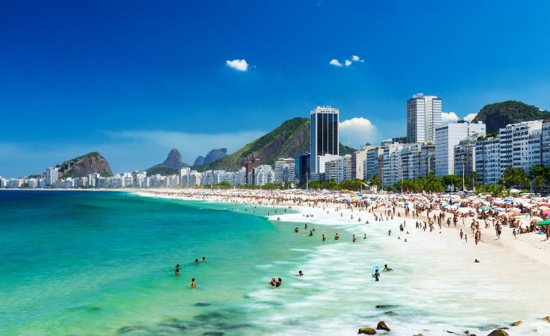 Apartamento TOP em Copacabana na quadra da praia! Sol, praia e muito conforto! — отель в Рио, Бразилия