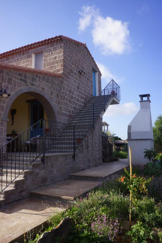 Sard Paradise a Ruinas - Lussuoso B&B con piscina
