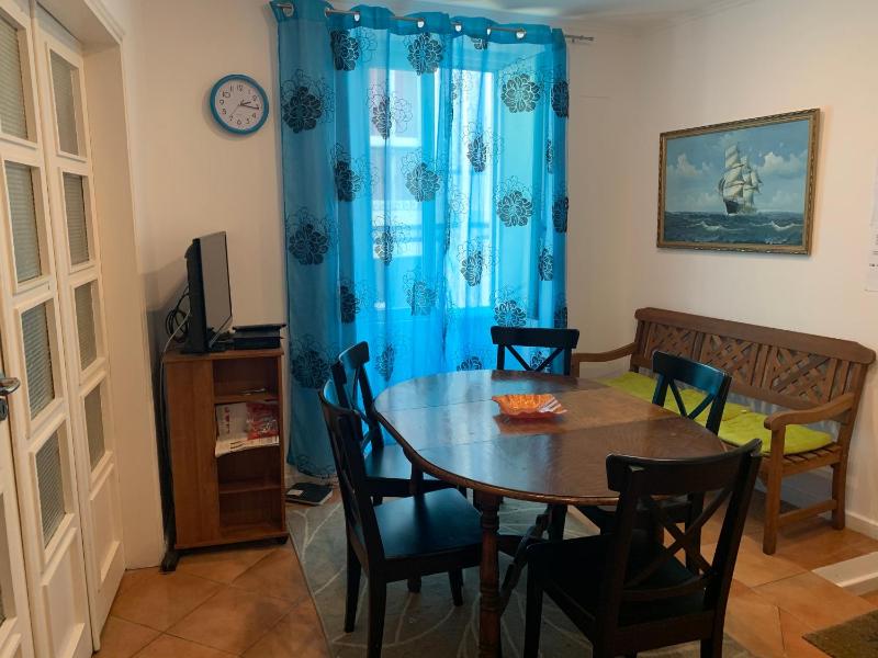 House and Rooms in Lisbon — забронировать отель в Лиссабоне