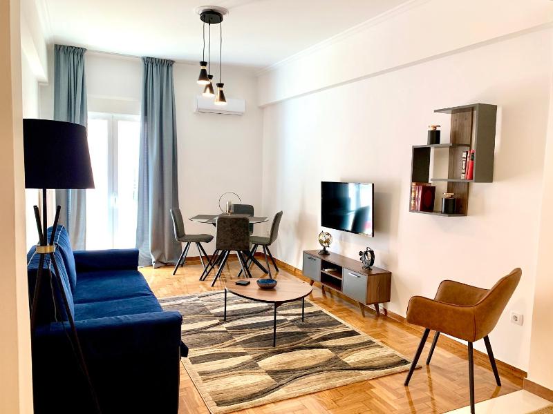 Цены на Kallimarmaro 2-Bedroom Apartment в Афины