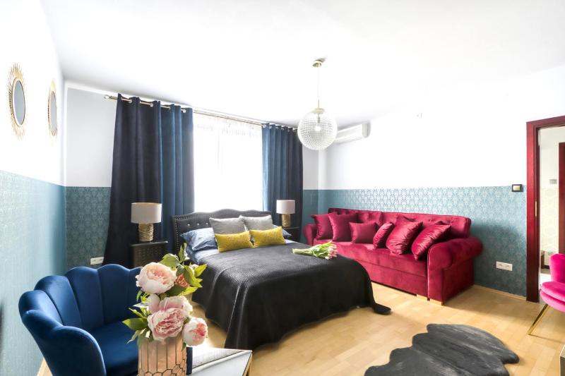 ClickTheFlat Palace of Culture View Apartment - Marszalkowska St. — комфортный отель в Варшаве