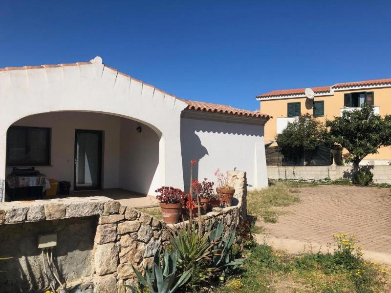 Trilocale con Cortile a Budoni - Accogliente casa vacanze
