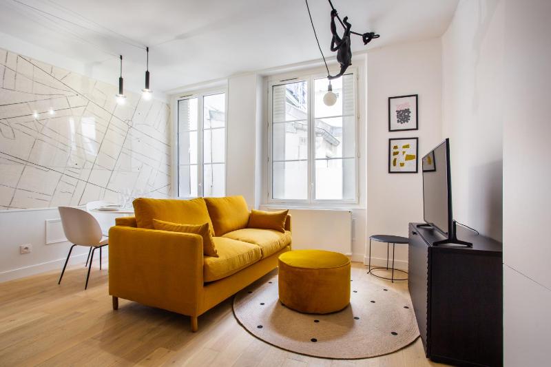 CMG Saint-Denis / Sentier — отель в Париже, Франция