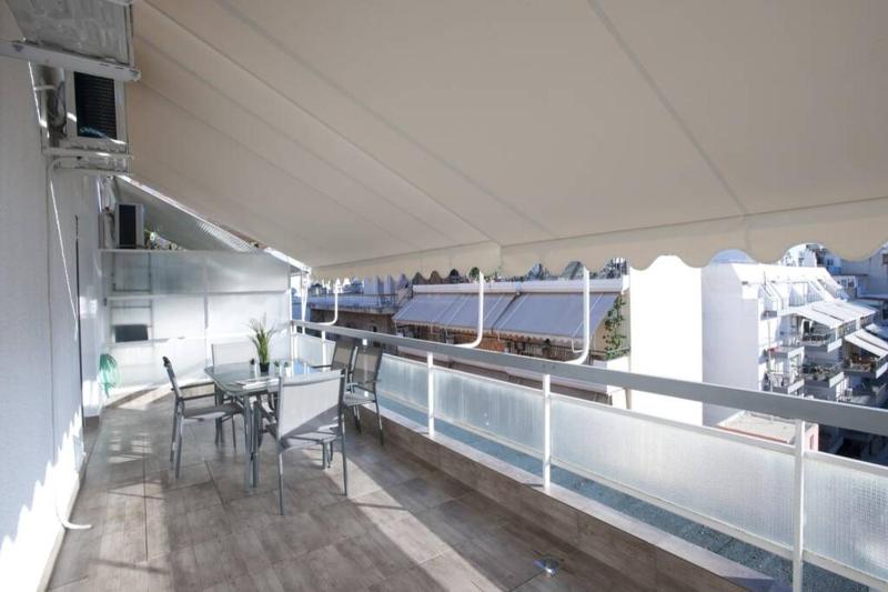 Kolonos, a renovated apartment — комфортный отель в Афины