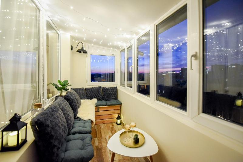 Цены на THE DREAM Apartment - Near Radisson Hotel в Бухаресте