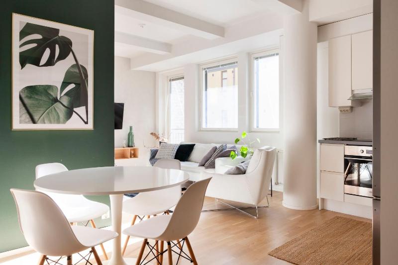 2ndhomes Design Apartment in Kamppi — отель с удобным расположением в Хельсинки