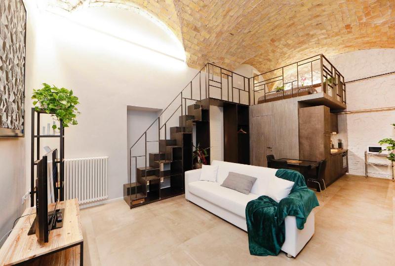 Post Industrial Loft Trastevere - Top Collection — забронировать отель в Риме